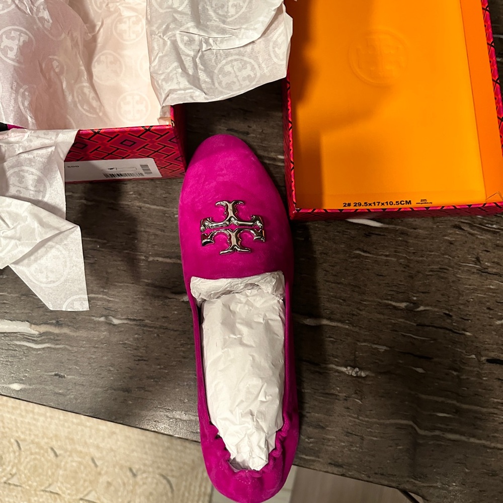 Tory Burch flats, bought 2 instead of 1 🤦🏼‍♀️